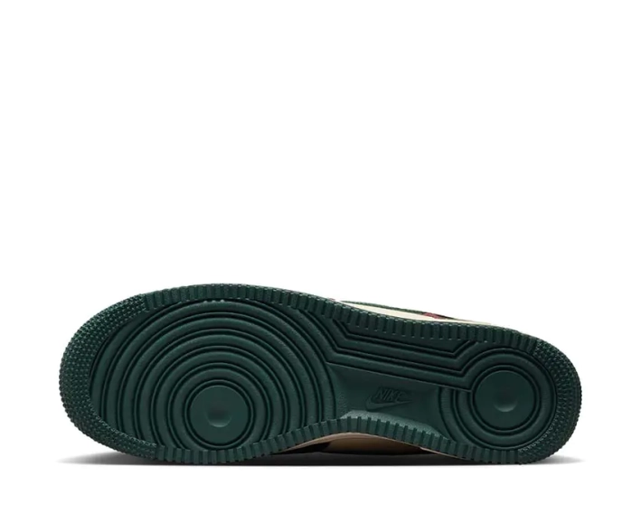 Кроссовки NIKE AIR FORCE 1 07 LV8 HQ3612-113 фото 5 — интернет-магазин Tapok