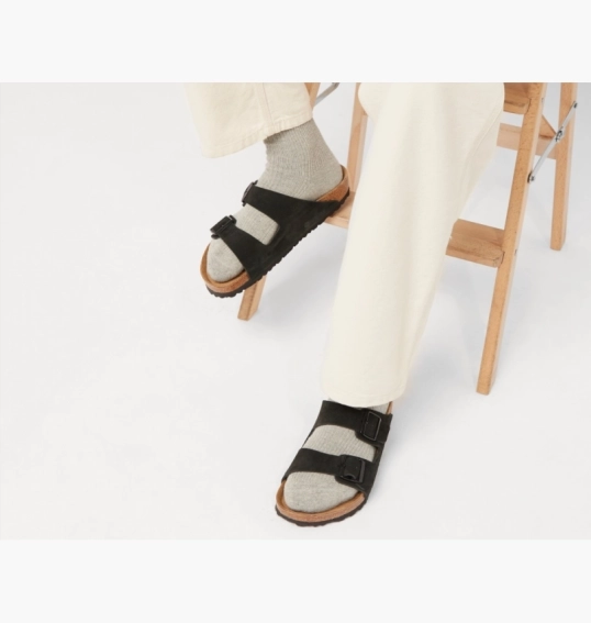 Мужские тапочки BIRKENSTOCK Arizona Black 1027152 фото 3 — интернет-магазин Tapok