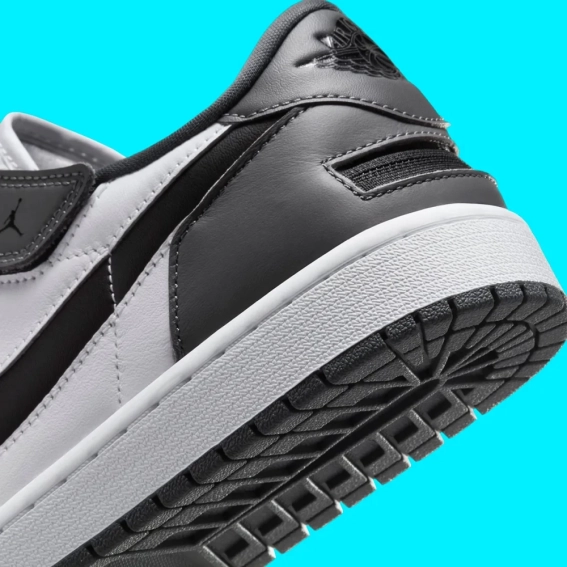 Кроссовки AIR JORDAN 1 LOW FLYEASE DM1206-100 фото 7 — интернет-магазин Tapok