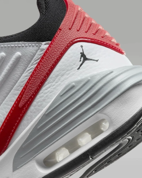 Кроссовки Air Jordan Max Aura 5 White DZ4353-101 фото 8 — интернет-магазин Tapok