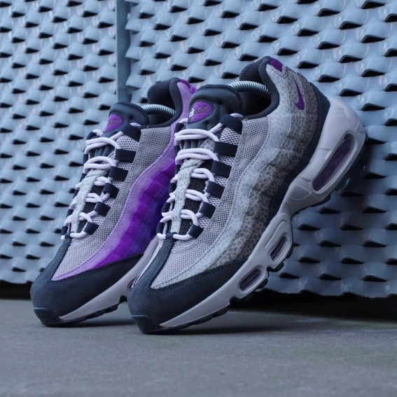 Кросівки жіночі Nike Air Max 95 Beige DX2955-001 фото 3 — інтернет-магазин Tapok