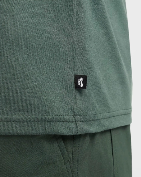 Футболка Nike SB зелена FZ6710-338 фото 5 — інтернет-магазин Tapok