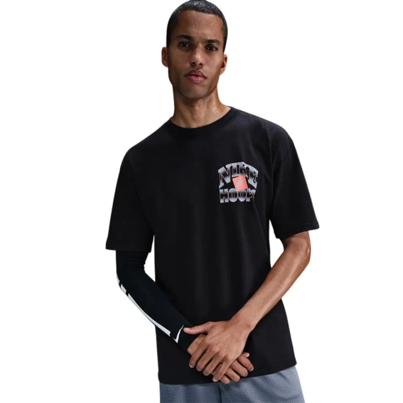 Футболка Nike M TEE M90 OC DNA HJ3436-010 фото 1 — интернет-магазин Tapok