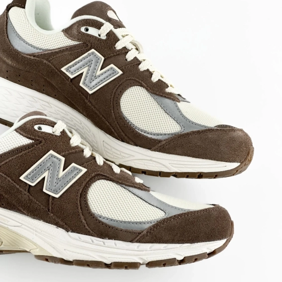 Кросівки New Balance 2002R Brown/White М200RAD фото 5 — інтернет-магазин Tapok