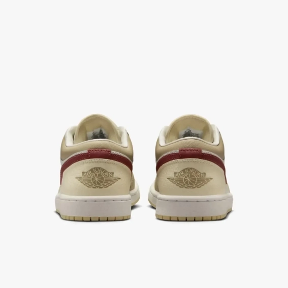 Кроссовки WMNS AIR JORDAN 1 LOW HV6530-100 фото 6 — интернет-магазин Tapok
