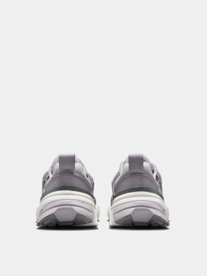 Кроссовки Nike W V2K RUN FD0736-008 фото 3 — интернет-магазин Tapok