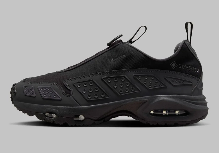 Кросівки W Nike Air Max SNDR GTX FZ4238-001 фото 1 — інтернет-магазин Tapok