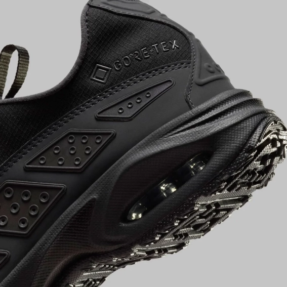 Кросівки W Nike Air Max SNDR GTX FZ4238-001 фото 6 — інтернет-магазин Tapok