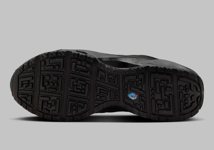 Кросівки W Nike Air Max SNDR GTX FZ4238-001 фото 7 — інтернет-магазин Tapok