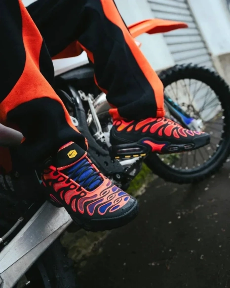 Кроссовки Nike Air Max Plus Drift &quot;All Day&quot; FD4290 003 фото 7 — интернет-магазин Tapok