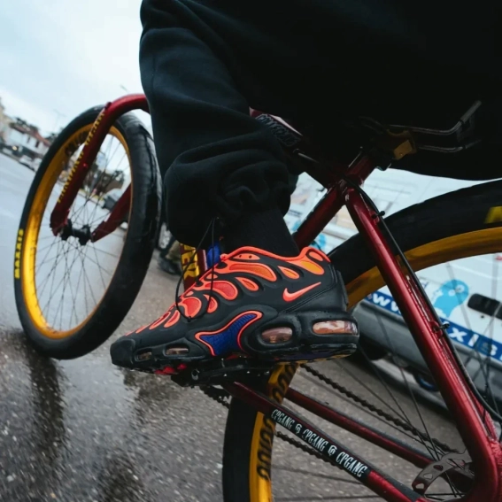 Кроссовки Nike Air Max Plus Drift &quot;All Day&quot; FD4290 003 фото 8 — интернет-магазин Tapok