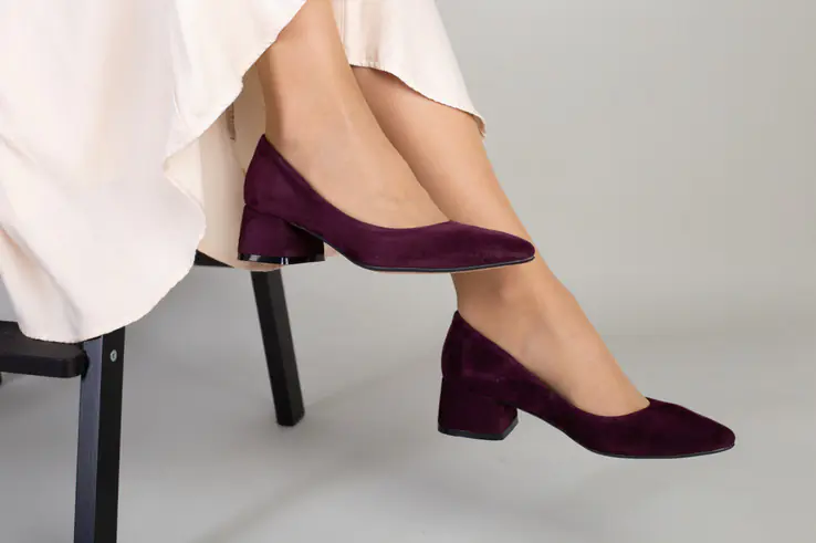 Туфли женские из велюра сливового цвета фото 3 — интернет-магазин Tapok