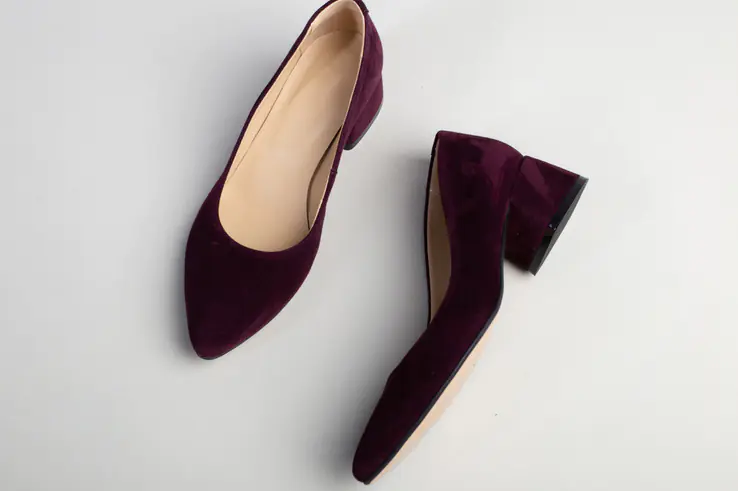 Туфли женские из велюра сливового цвета фото 9 — интернет-магазин Tapok