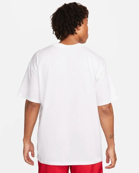 Футболка Nike TEE M90 Sneaker Patch FQ3762-100 фото 2 — інтернет-магазин Tapok