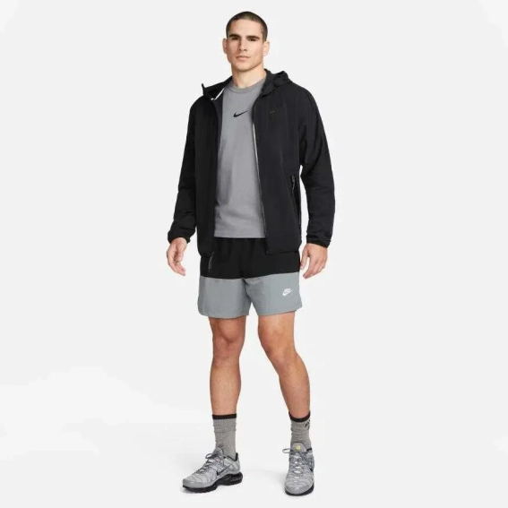 Шорти Nike Club Black/Grey FB7811-010 фото 7 — інтернет-магазин Tapok
