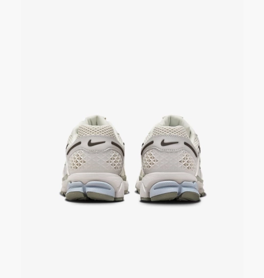 Кроссовки мужские Nike Zoom Vomero 5 Se Beige FZ3653-104 фото 8 — интернет-магазин Tapok