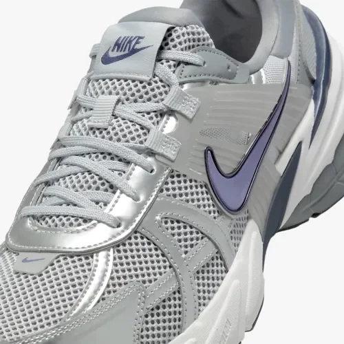 Кроссовки Nike V2K RUN HJ4497-002 фото 7 — интернет-магазин Tapok
