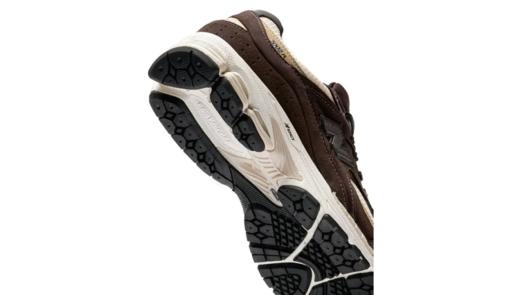 Кросівки New Balance 2002 GTX M2002RXQ фото 5 — інтернет-магазин Tapok