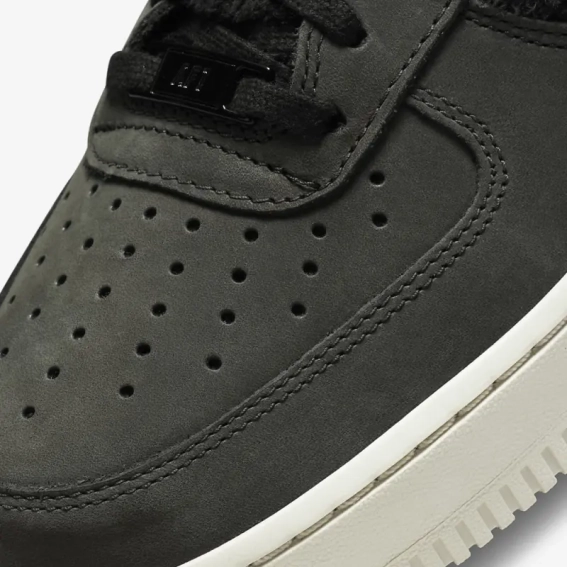 Кросівки Nike Air Force 1 Mem 4 D06714-001 фото 6 — інтернет-магазин Tapok