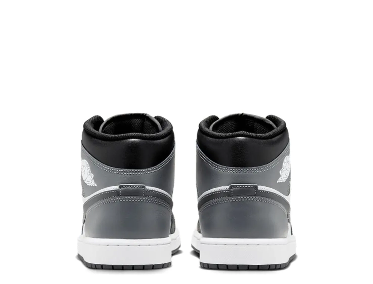 Кроссовки Nike Air Jordan 1 Mid DQ8426-001 фото 4 — интернет-магазин Tapok