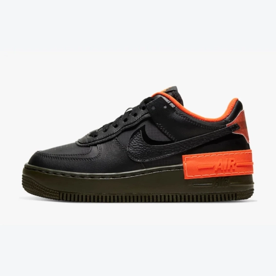 Кросівки W Nike AF1 Shadow SE CQ3317-001 фото 1 — інтернет-магазин Tapok