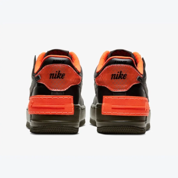 Кросівки W Nike AF1 Shadow SE CQ3317-001 фото 5 — інтернет-магазин Tapok