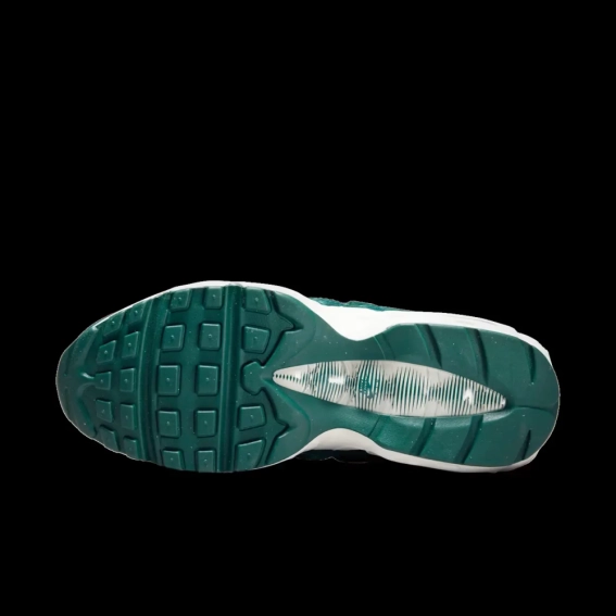 Кросівки W Nike Air Max 95 DZ5226-300 фото 2 — інтернет-магазин Tapok