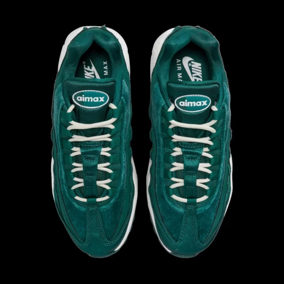 Кросівки W Nike Air Max 95 DZ5226-300 фото 4 — інтернет-магазин Tapok