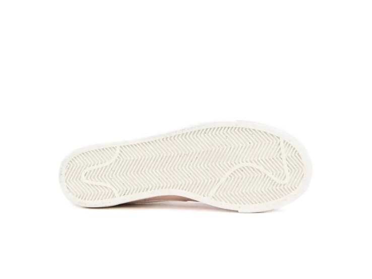 Кросівки W Nike Blazer Low SD AA3962-605 фото 6 — інтернет-магазин Tapok