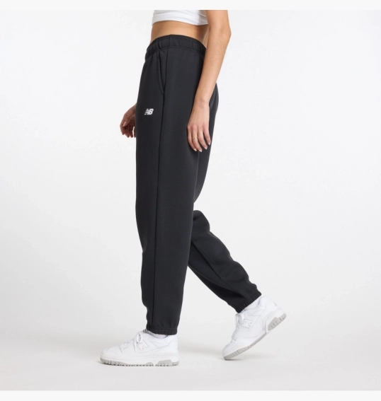 Брюки мужские New Balance Sport Essentials Fleece Black WP41502BK фото 2 — интернет-магазин Tapok