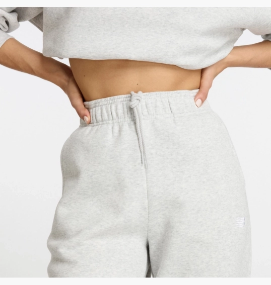 Брюки женские New Balance Sport Essentials Fleece White WP41502AHH фото 4 — интернет-магазин Tapok
