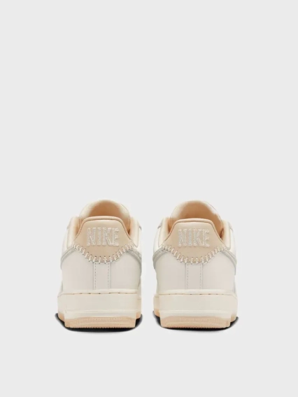 Кросівки Nike Air Force 1 Low '07 Light Bone Suede Tassels (W) HV1813-001 фото 7 — інтернет-магазин Tapok