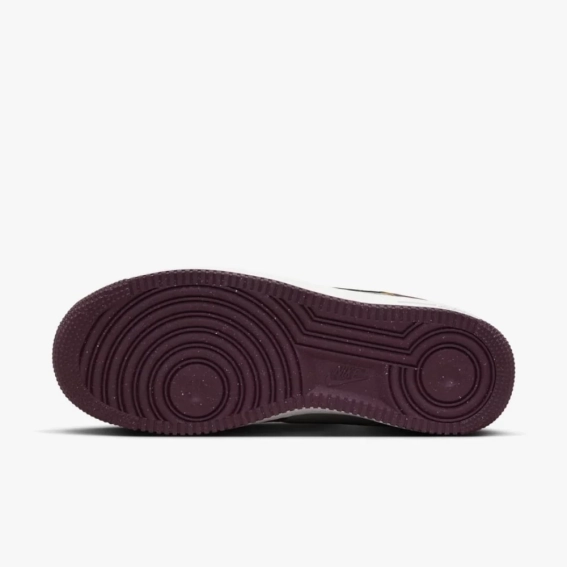 Кросівки Nike Air Force 1 Low '07 Next Nature Burgundy Crush (W) HQ4047-600 фото 6 — інтернет-магазин Tapok