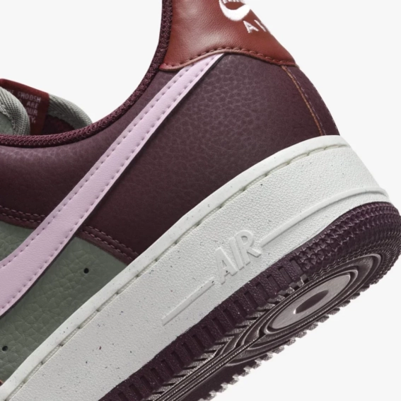 Кросівки Nike Air Force 1 Low '07 Next Nature Burgundy Crush (W) HQ4047-600 фото 8 — інтернет-магазин Tapok