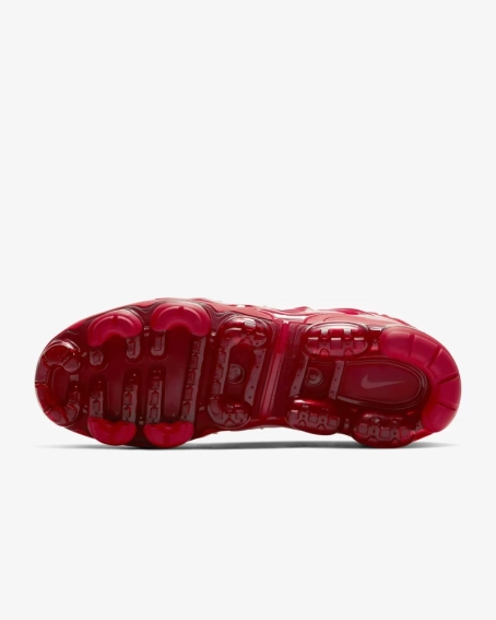 Кроссовки Nike Air VaporMax Plus Triple Red CW6973-600 фото 2 — интернет-магазин Tapok