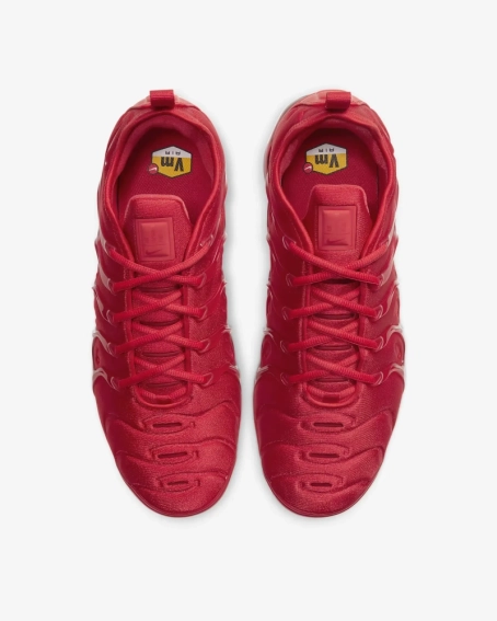 Кроссовки Nike Air VaporMax Plus Triple Red CW6973-600 фото 4 — интернет-магазин Tapok