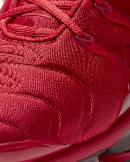 Кроссовки Nike Air VaporMax Plus Triple Red CW6973-600 фото 8 — интернет-магазин Tapok