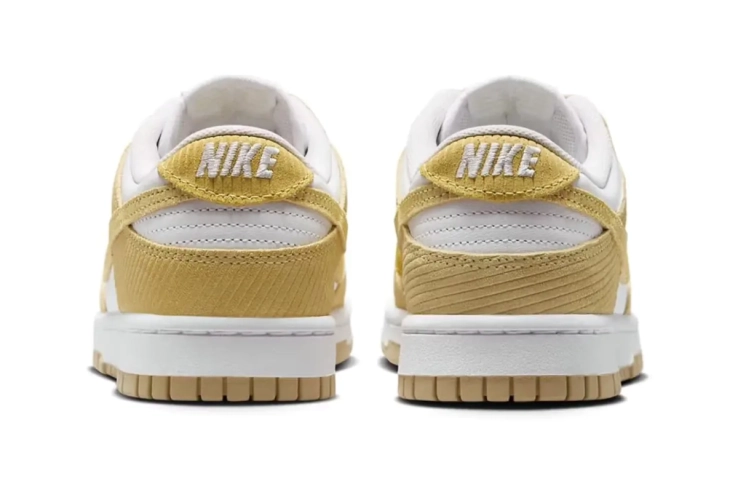 Кросівки Nike Dunk Low Alabaster Corduroy (W) FN7167-700 фото 4 — інтернет-магазин Tapok