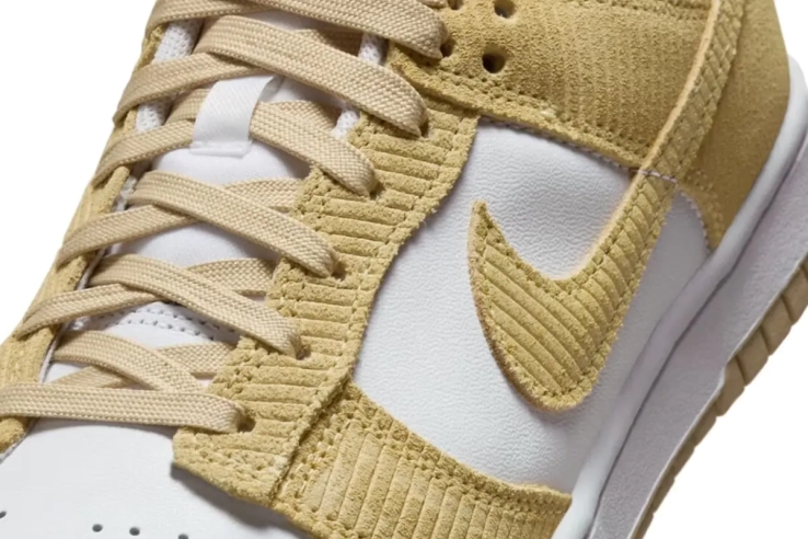 Кросівки Nike Dunk Low Alabaster Corduroy (W) FN7167-700 фото 5 — інтернет-магазин Tapok