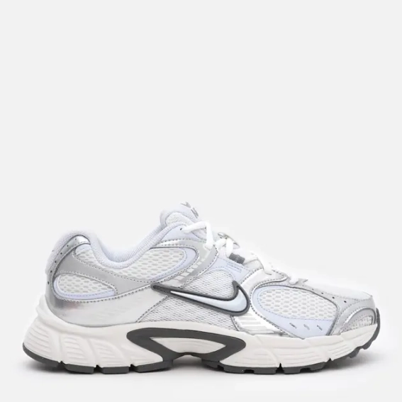 Кроссовки Nike W V5 RNR HQ7901-103 фото 1 — интернет-магазин Tapok