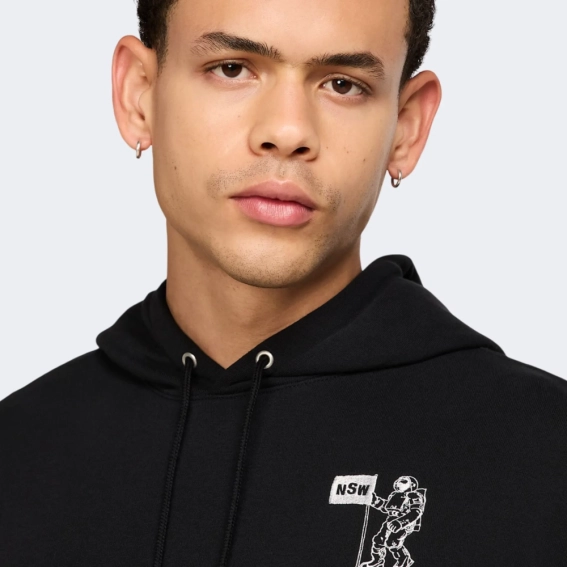 Худые Nike CLUB FT PO HDY MOON GFX black HQ8594-010 фото 4 — интернет-магазин Tapok