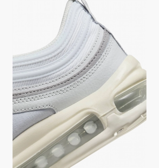 Кроссовки мужские Nike Air Max 97 Shoes White DZ2629-001 фото 10 — интернет-магазин Tapok