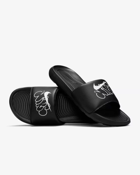 Тапочки Nike Victori One FZ3110-001 фото 2 — інтернет-магазин Tapok