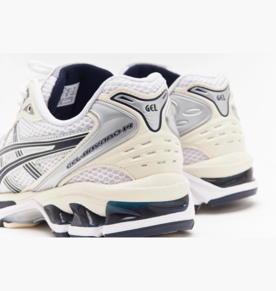 Кроссовки женские Asics Gel-Kayano 14 White/Metallic 1202A056-109 фото 2 — интернет-магазин Tapok