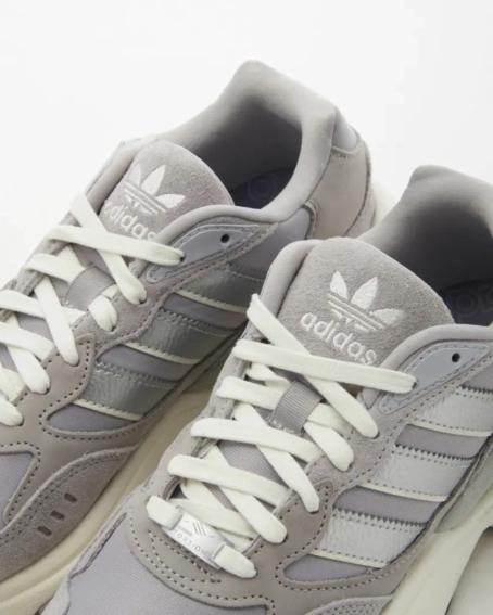 Кросівки жіночі Adidas Retropy F90 (HP6368) фото 3 — інтернет-магазин Tapok