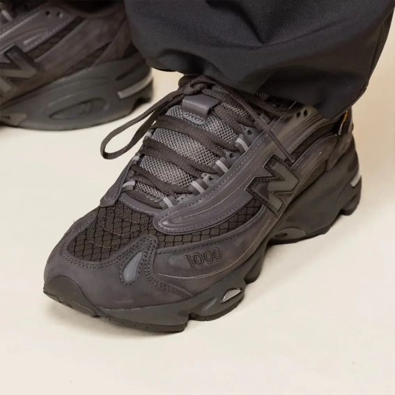 Мужские кроссовки New Balance 1000 Cordura Black Cement (M1000NBB) фото 4 — интернет-магазин Tapok