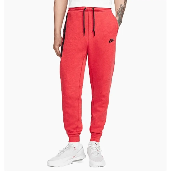 Брюки мужские Nike Tch Flc Jggr (FB8002-672) фото 1 — интернет-магазин Tapok