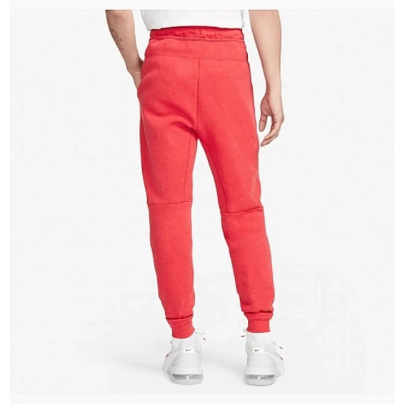 Брюки мужские Nike Tch Flc Jggr (FB8002-672) фото 2 — интернет-магазин Tapok