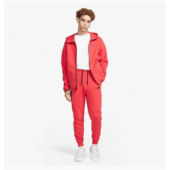 Брюки мужские Nike Tch Flc Jggr (FB8002-672) фото 4 — интернет-магазин Tapok
