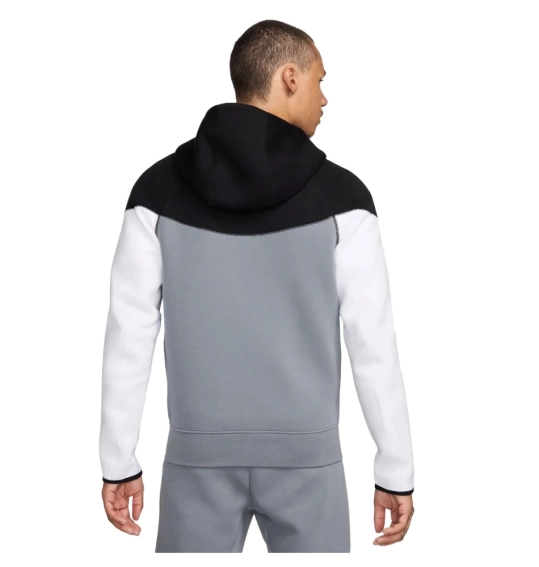 Костюм спортивний Nike Tech Fleece FZ4709-011_FZ4710-065 фото 2 — інтернет-магазин Tapok